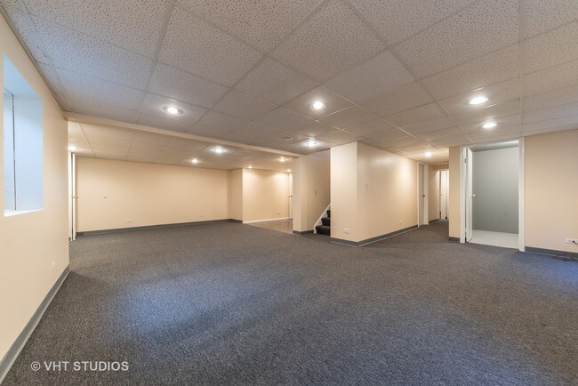 Building Photo - 565 Coventry Ln