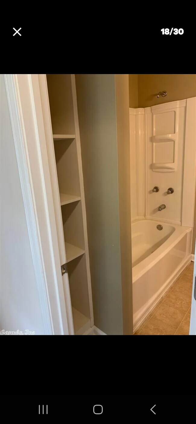 Building Photo - 890 AR-14