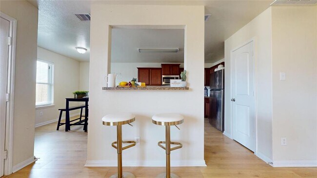 Building Photo - 2429 Regatta Ln