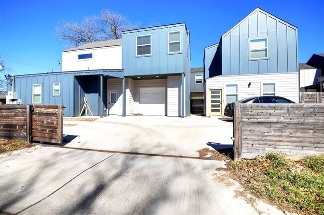 Building Photo - 7601 Carver Ave