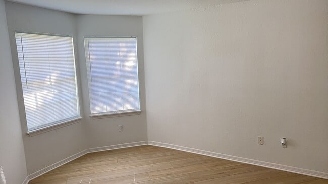 Building Photo - Ground-Floor 2 Bed, 2 Bath Condo in Bermuda Dunes Newly Remodeled