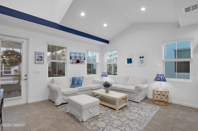 Building Photo - 317 Pop Top Ln