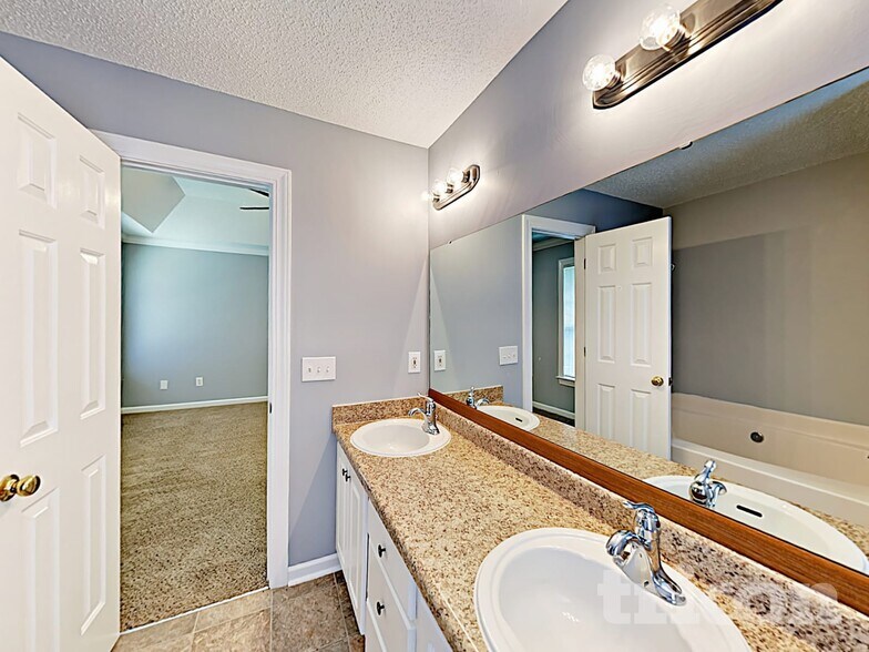 Building Photo - 21 Loggerhead Dr