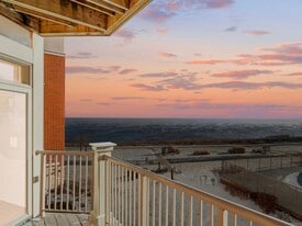 Building Photo - 4110 S Lake Dr