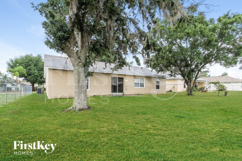 Building Photo - 205 Tiffany Ct
