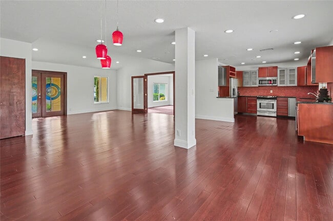 Building Photo - 8619 SW 51st St