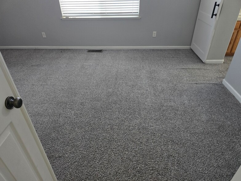 Building Photo - 1176 Junction Dr