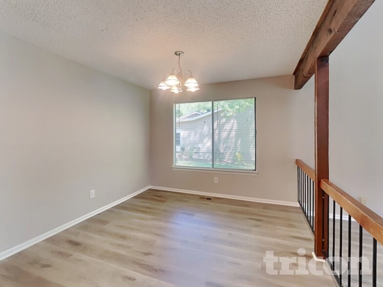 Building Photo - 6971 Springwood Dr