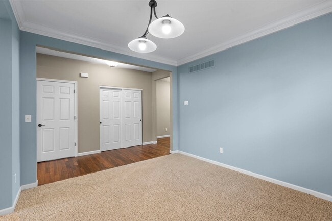 Building Photo - Stunning Former Display Home on a Quiet Cu...