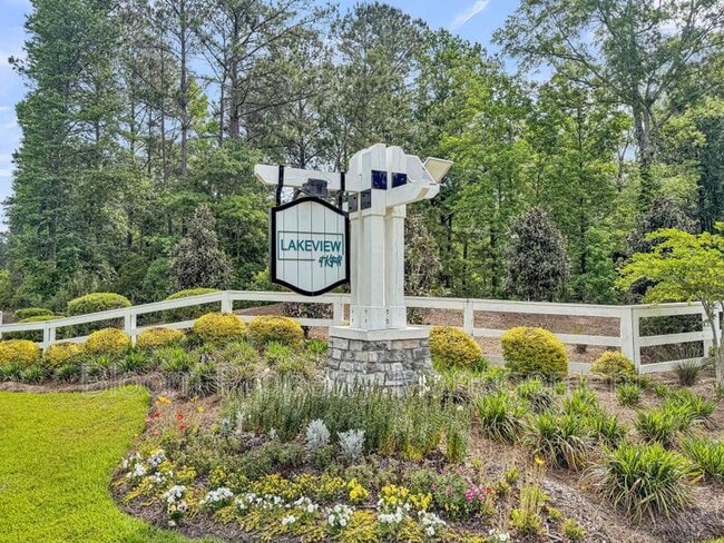 Building Photo - 151 Morning Vw Wy