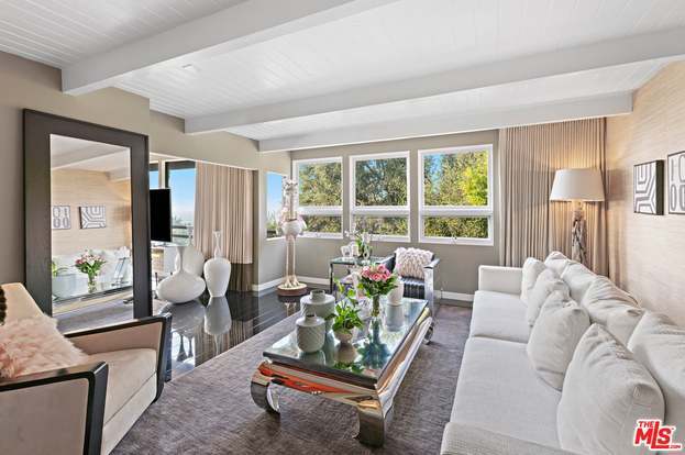 Building Photo - 3288 Wrightwood Dr