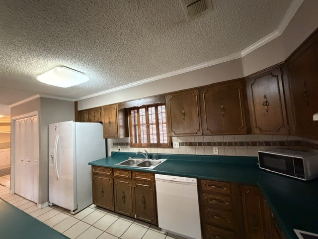 Building Photo - 202 Adams Dr