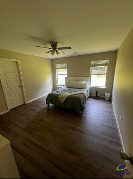 Building Photo - 225 Addison Ln