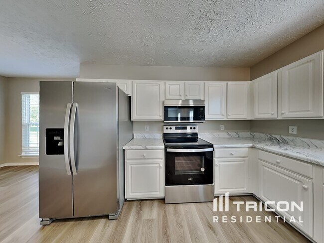 Building Photo - 147 Huntington Pl