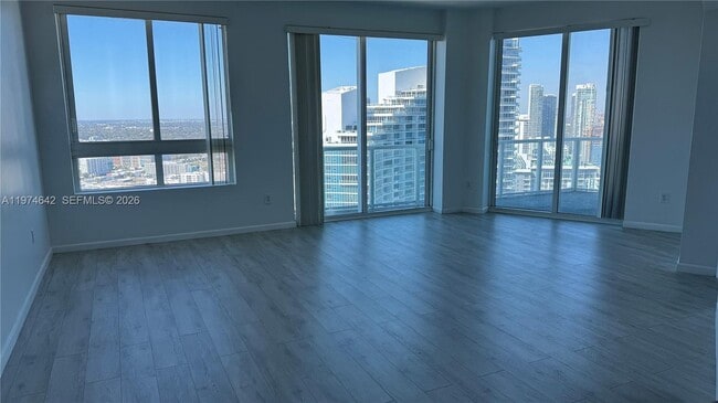 Building Photo - 1900 N Bayshore Dr