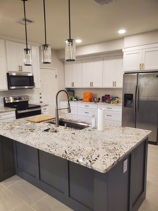 Building Photo - Beautiful home for Lease in Cedar Park, ba...