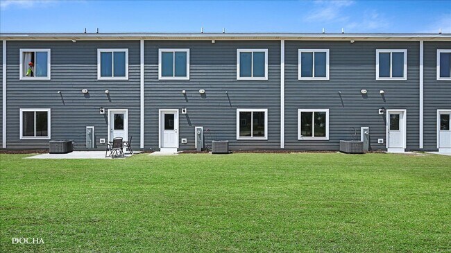 Building Photo - 1216 Gillespie Ln