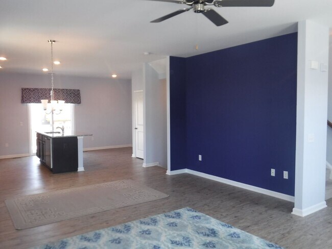 Building Photo - 188 Drexel Ct