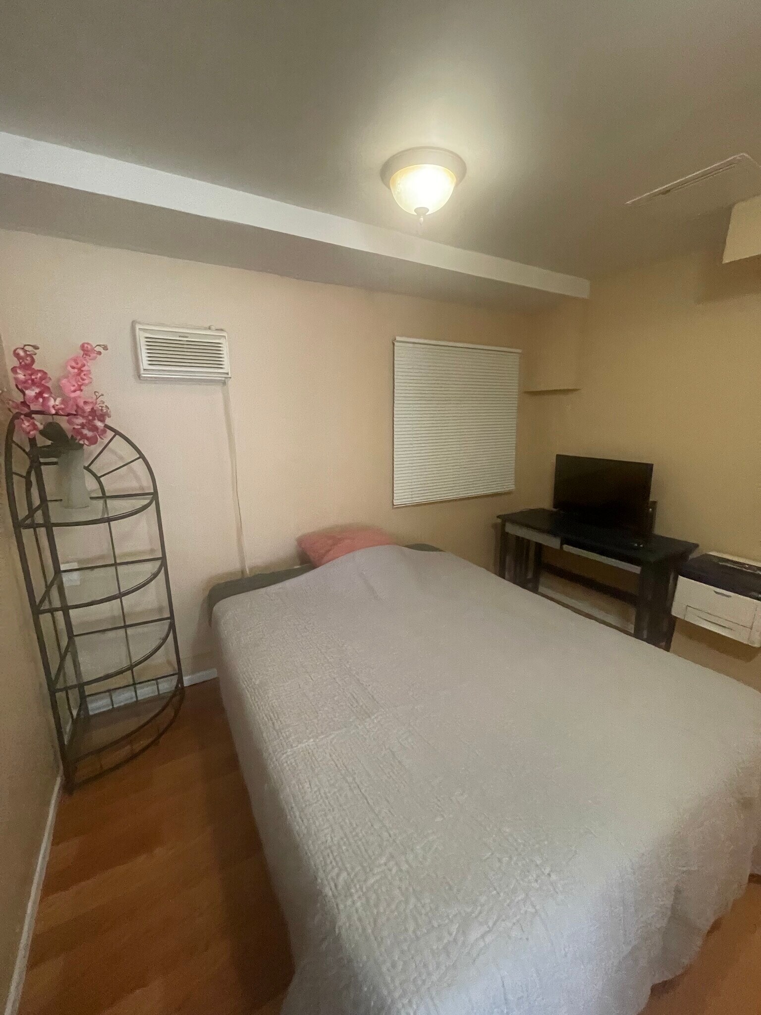 Building Photo - 2251 Westwood Blvd