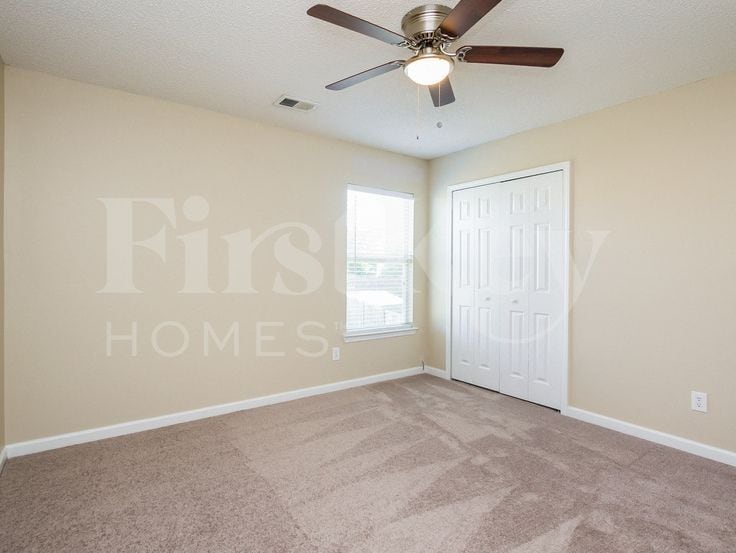 Building Photo - 3166 Redwood Run