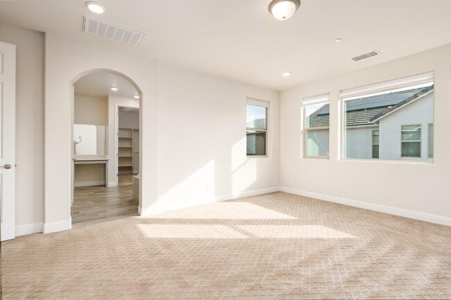 Building Photo - 1383 E Via Azzurra Way