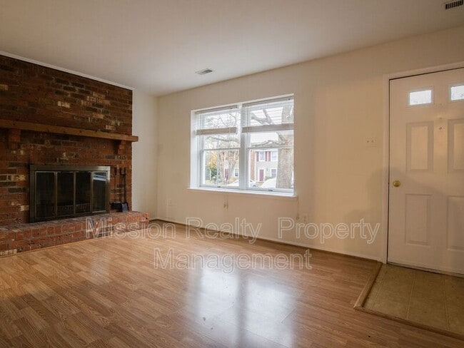 Building Photo - 9324 Gildenfield Ct