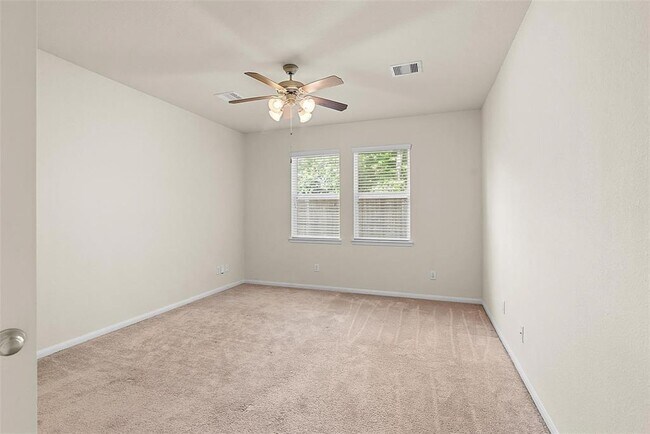 Building Photo - 6439 Wilshire Ridge