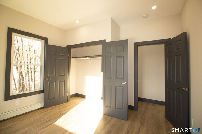 Building Photo - 133 North St