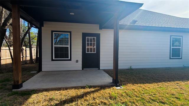 Building Photo - 1903 King St