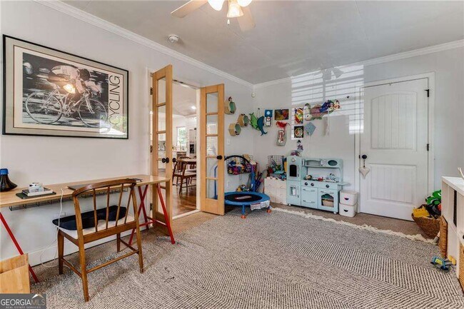 Building Photo - 2357 Cortez Way NE