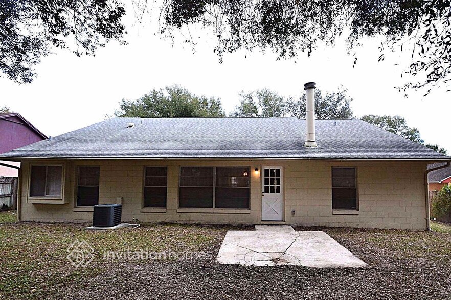 Building Photo - 6608 Whirlaway Cir