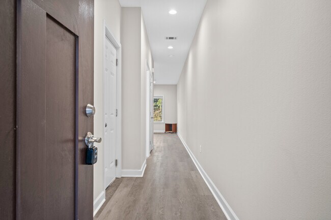 Building Photo - 167 Pebble Beach Pl