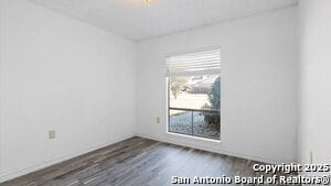 Building Photo - 208 Gamblewood