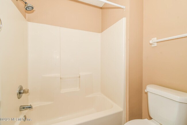 Building Photo - 12290 Cobblefield Cir N
