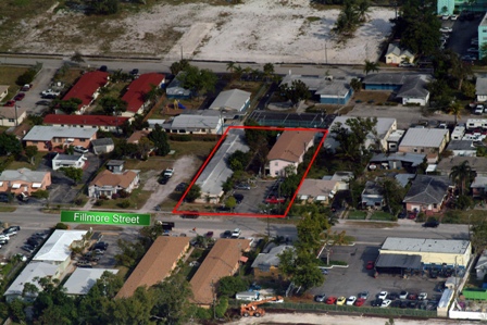 Building Photo - Hollywood Little Ranches