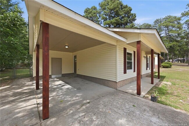 Building Photo - 6791 Seaford Dr