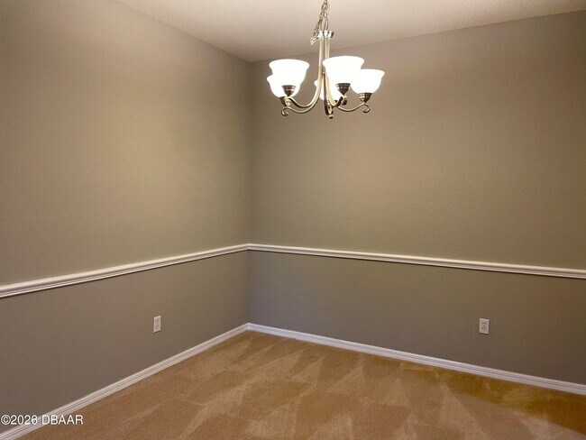 Building Photo - 830 Airport Rd