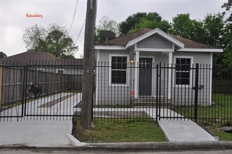 Building Photo - 3810 Rawley St