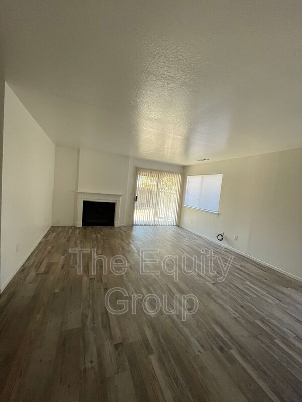 Building Photo - 2023 S Pinkham St