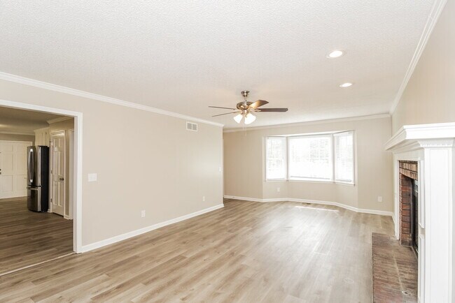 Building Photo - 5902 Bridgemont Pl