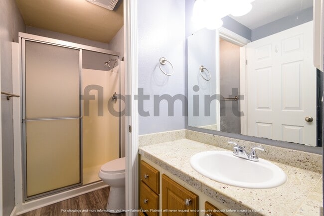 Building Photo - 12636 100th Ln NE