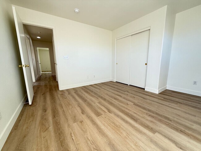 Building Photo - 8971 College Green St