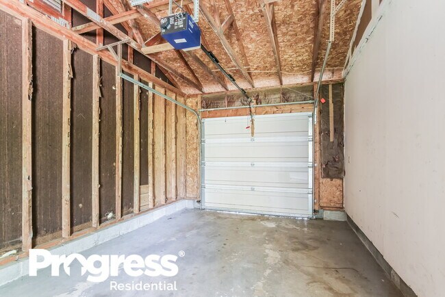 Building Photo - 5221 Boston Ivy Pl