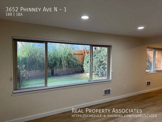Building Photo - 3652 Phinney Ave N