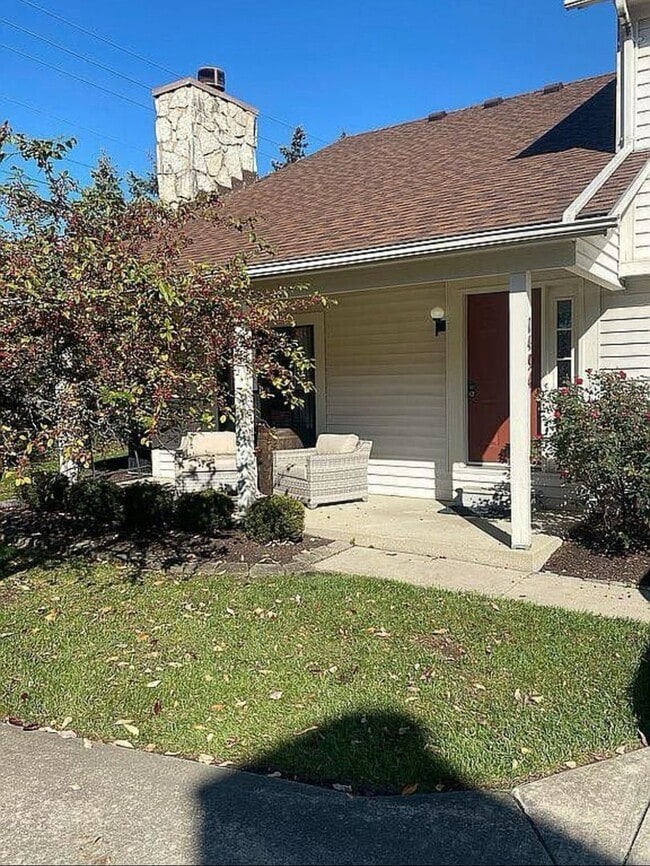 Building Photo - Charming Fully Furnished 2BR Condo in Fairborn