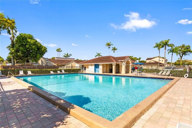 Building Photo - 6225 NW 171st St