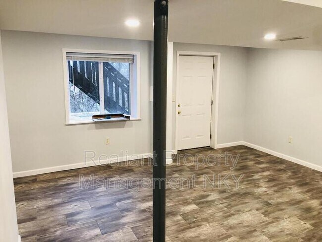 Building Photo - 6338 Remington Cove