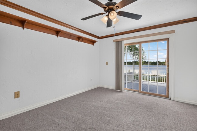 Building Photo - 414 Somerset Dr