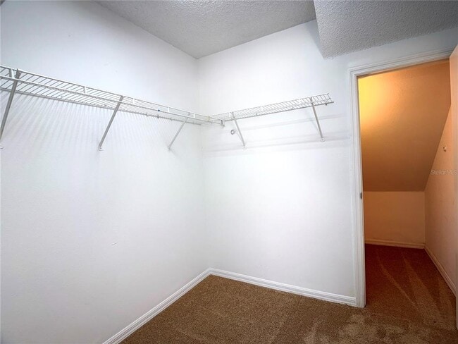 Building Photo - 732 Casterton Cir