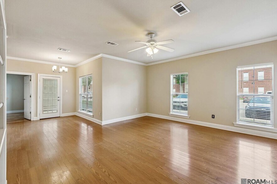Building Photo - 1741 Brightside Dr